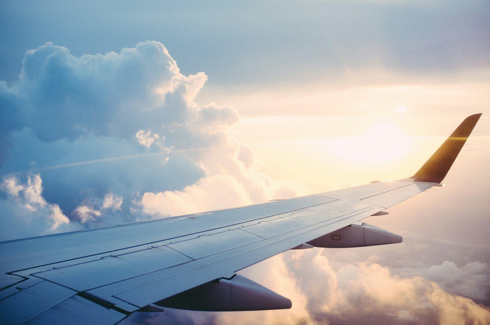 10 Tips for Using AI to Book Last-Minute Holidays